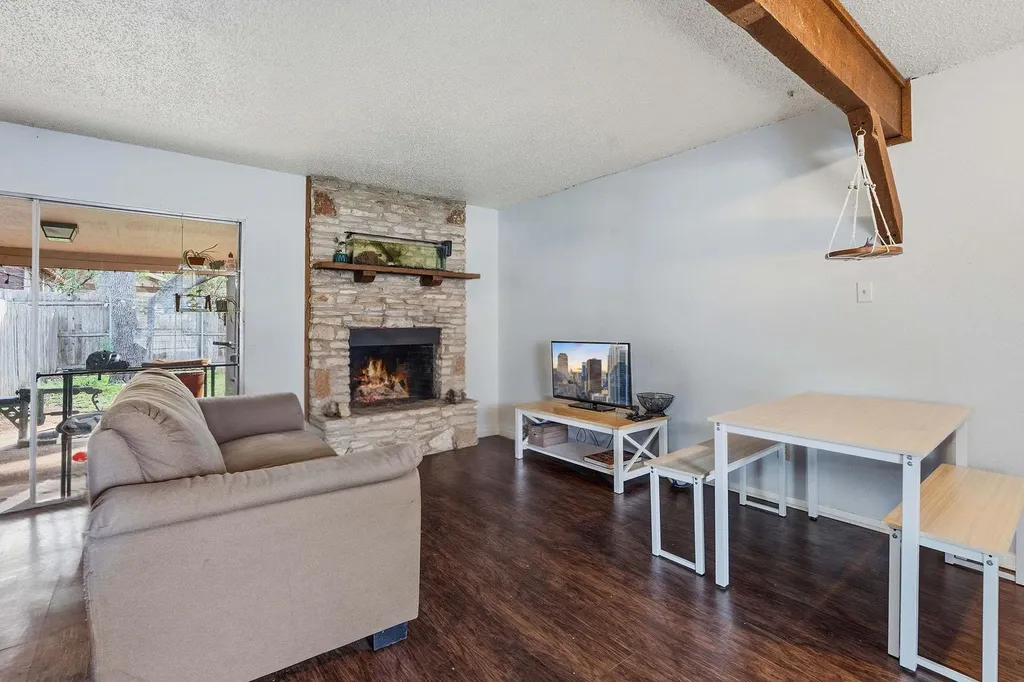 4008 Cima Serena Drive Austin TX 78759