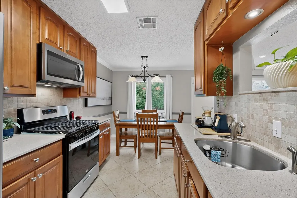 1306 Lawnmont Drive Round Rock TX 78664