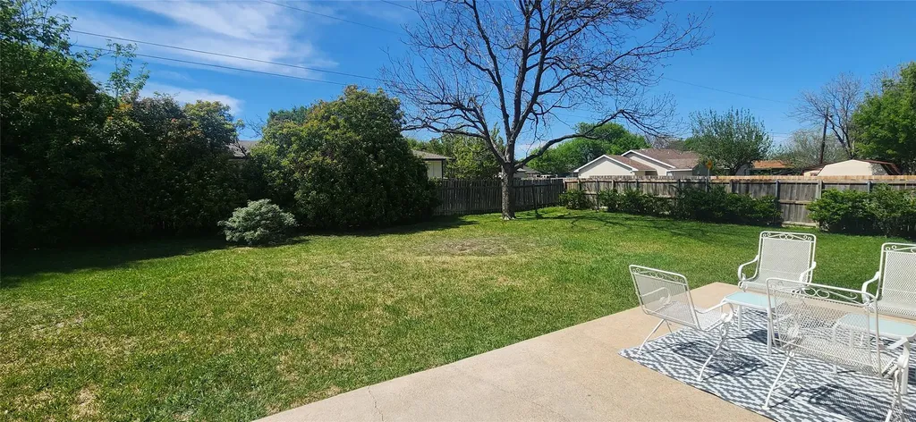 1306 Lawnmont Drive Round Rock TX 78664