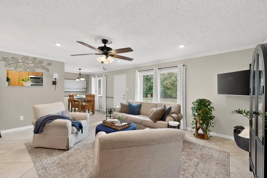 1306 Lawnmont Drive Round Rock TX 78664