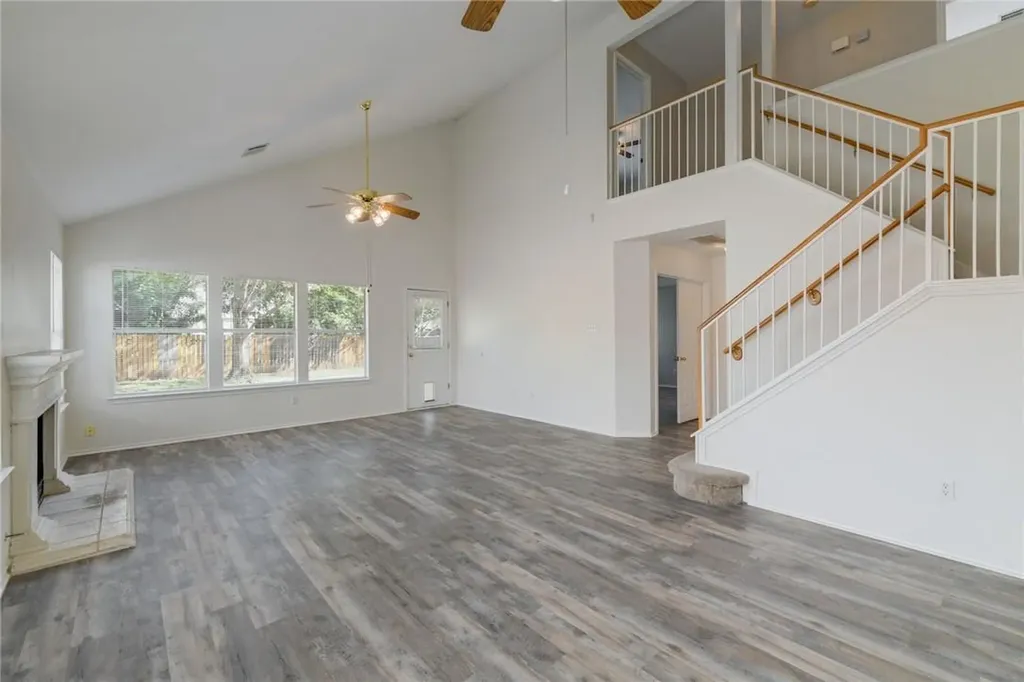 13460 Athens Trail Austin TX 78729