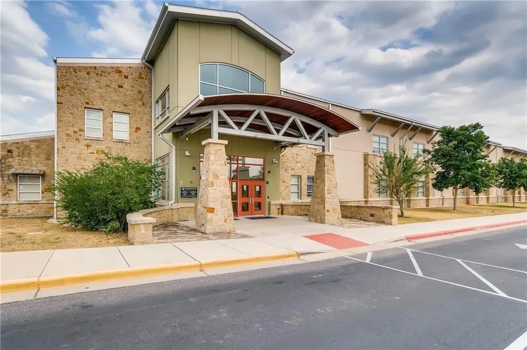 100 Stratton Court Austin TX 78737