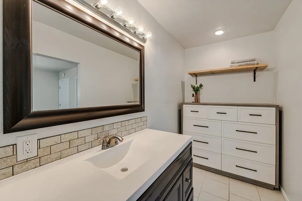 3203 Santa Fe Drive Austin TX 78741