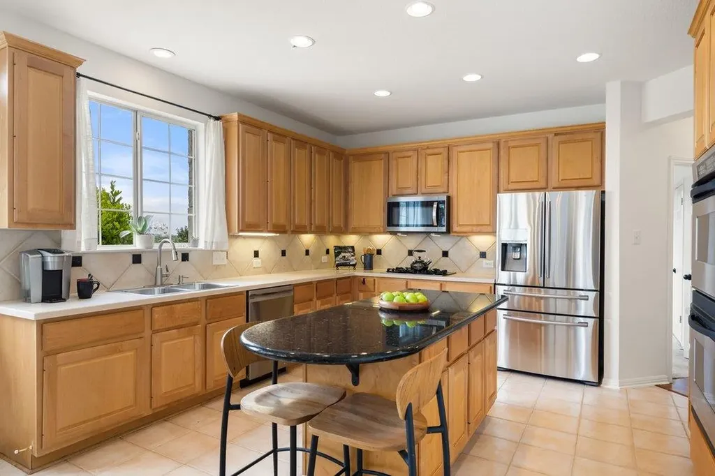 12217 Lake Stone Drive Austin TX 78738