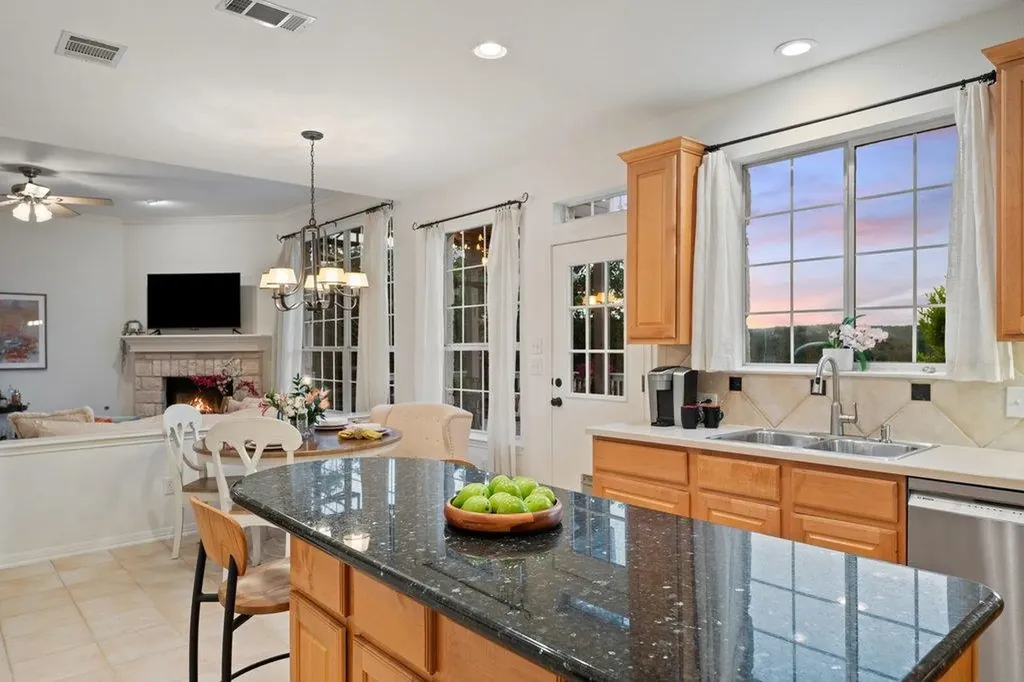 12217 Lake Stone Drive Austin TX 78738