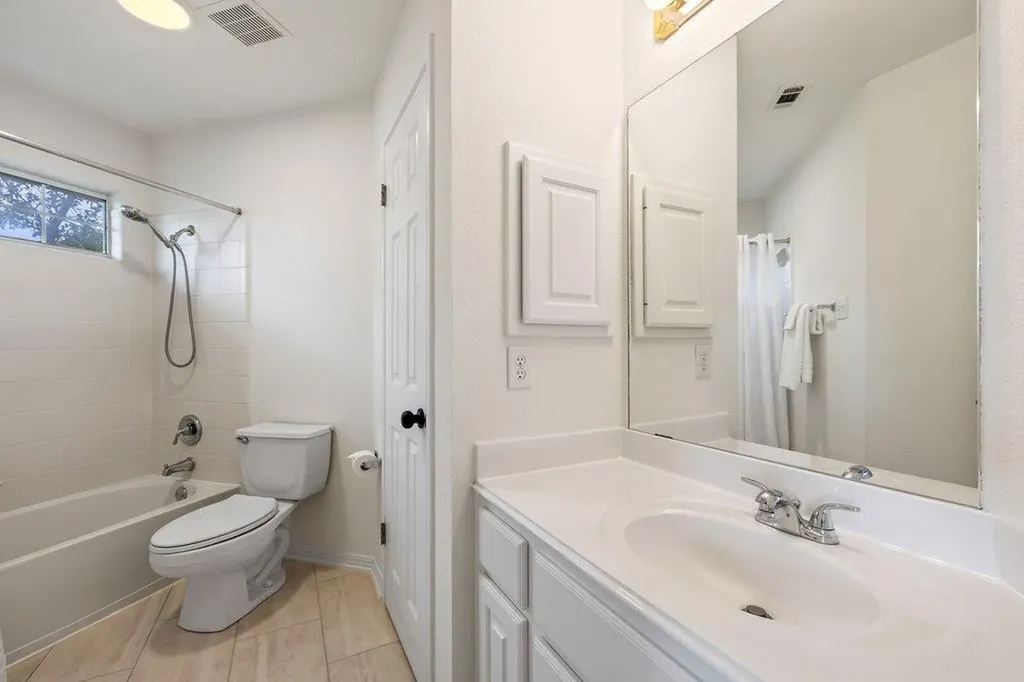 12217 Lake Stone Drive Austin TX 78738