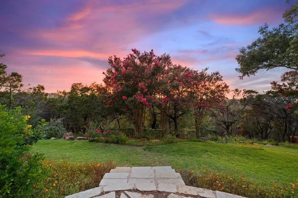 12217 Lake Stone Drive Austin TX 78738