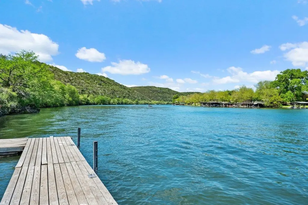12217 Lake Stone Drive Austin TX 78738