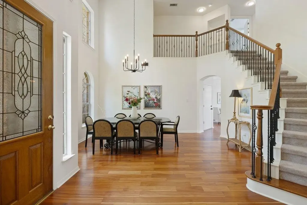 12217 Lake Stone Drive Austin TX 78738