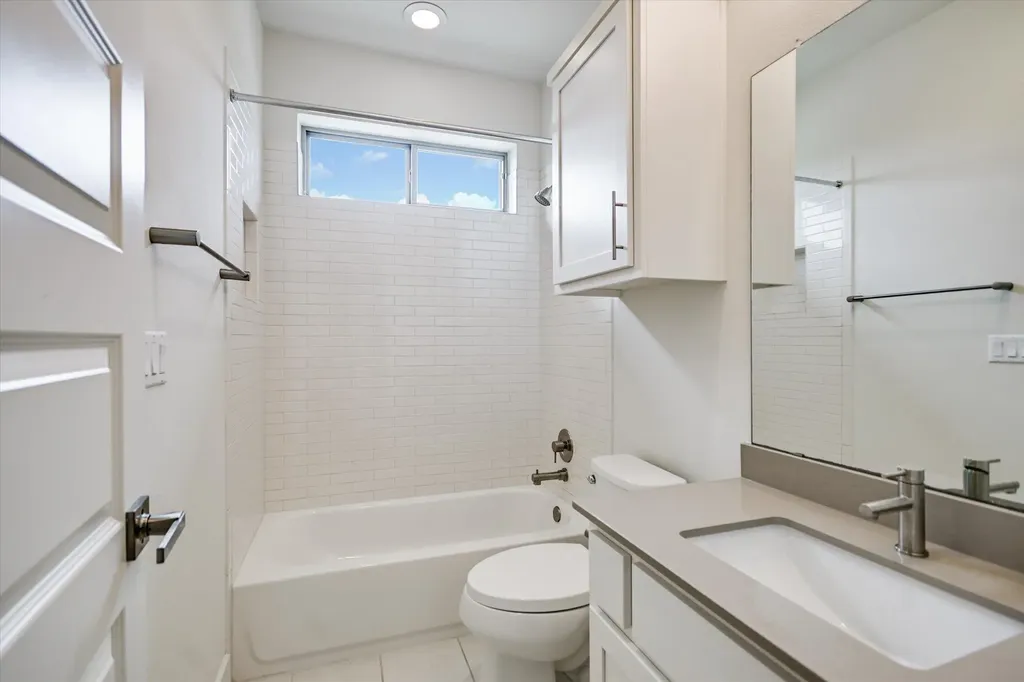10809 Albero Cove Austin TX 78739