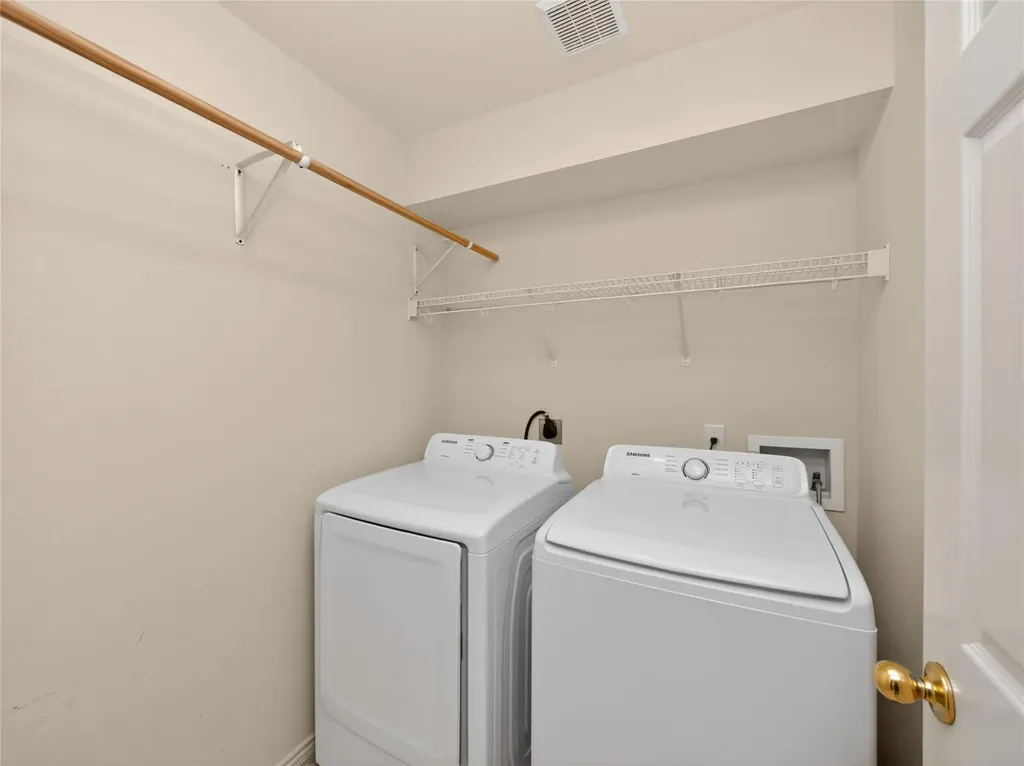 3213 Foothills Trail Round Rock TX 78681