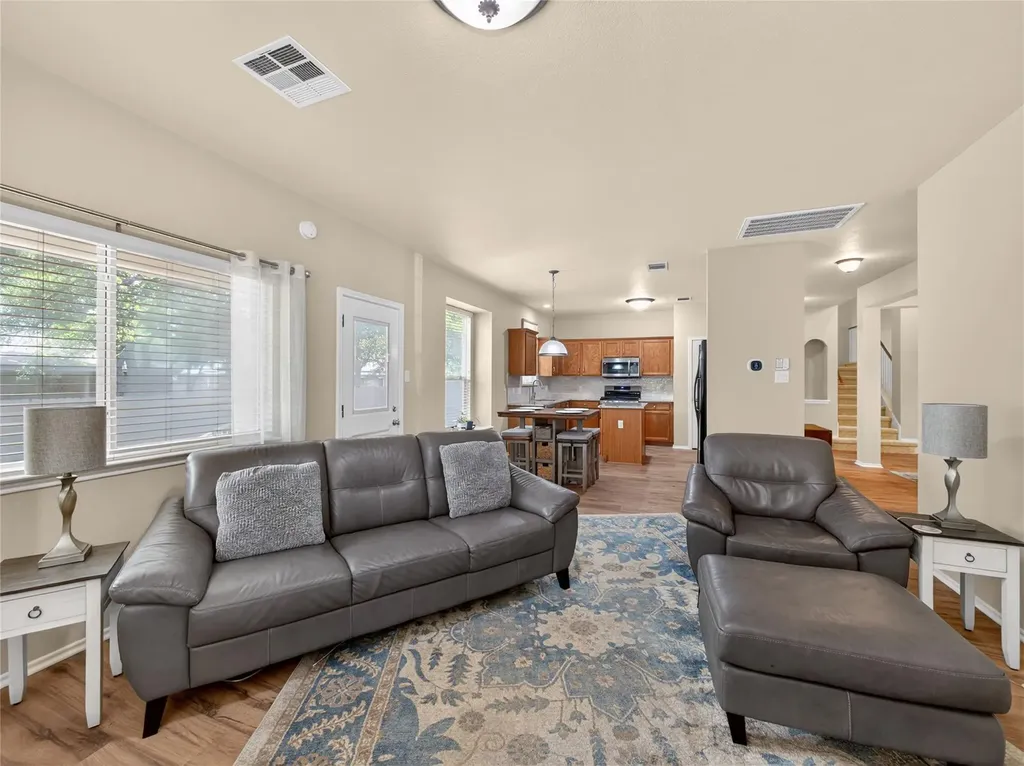 3213 Foothills Trail Round Rock TX 78681