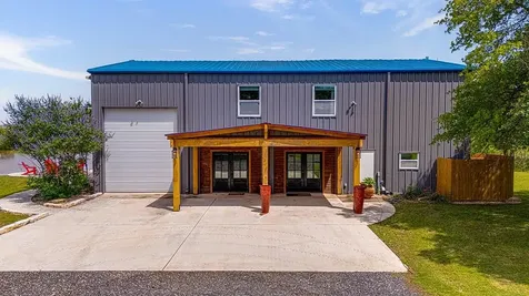 646 Victor Eckhardt Road Fredericksburg TX 78624