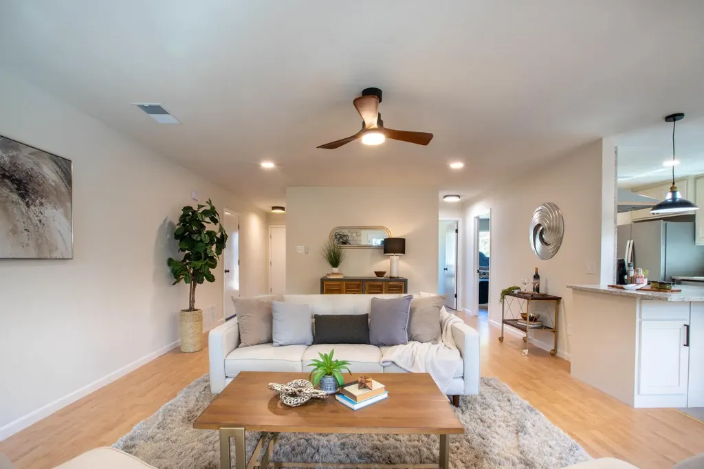 5505 Porsche Lane Austin TX 78749