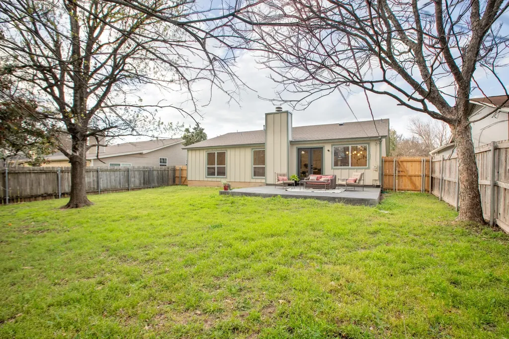 5505 Porsche Lane Austin TX 78749