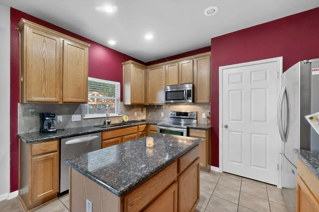 19121 Mangan Way Pflugerville TX 78660