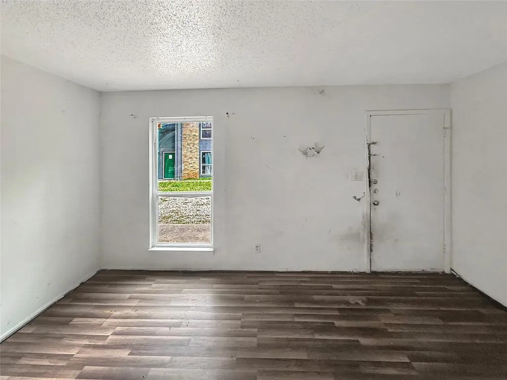 8611 Putnam Drive Austin TX 78757