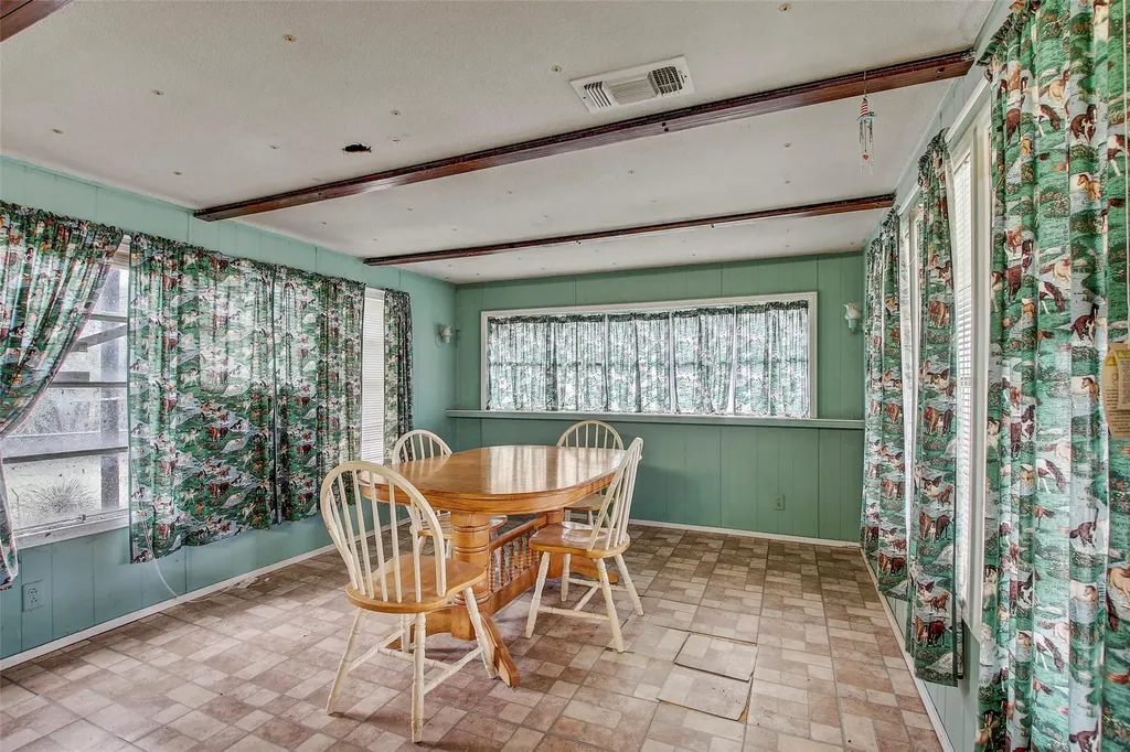 205 Singleton Drive Spicewood TX 78669