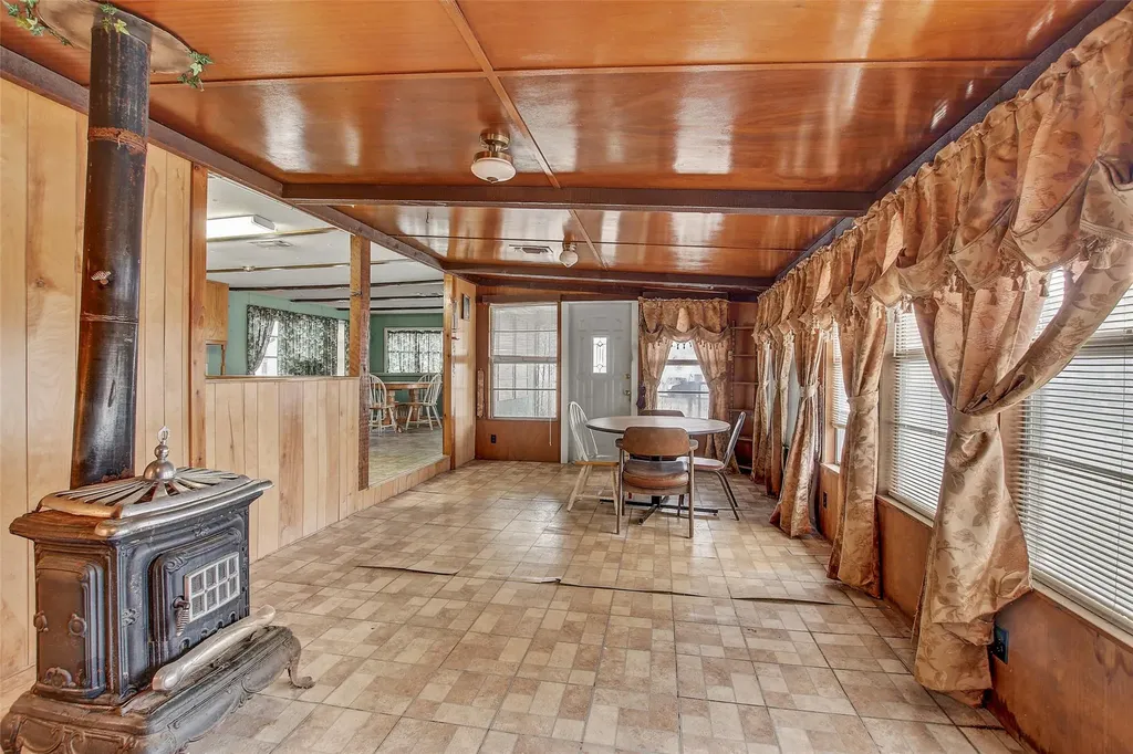205 Singleton Drive Spicewood TX 78669