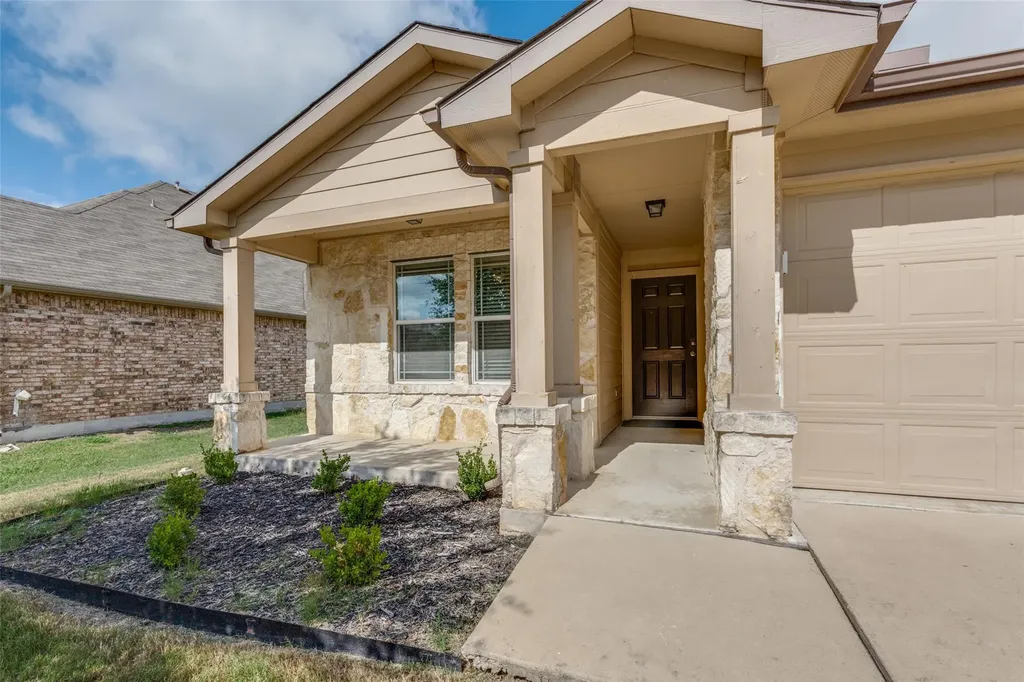 113 Screech Owl Drive Kyle TX 78640