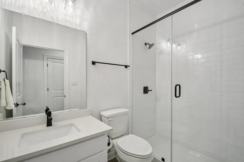 804 Indian Hawthorne Drive Georgetown TX 78628