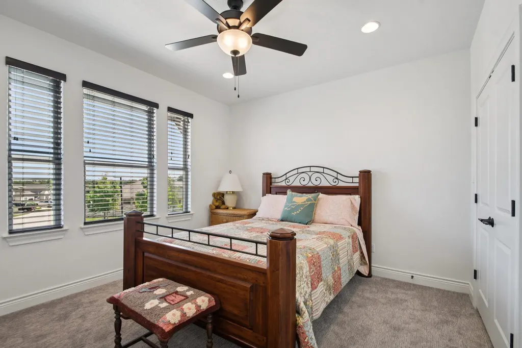804 Indian Hawthorne Drive Georgetown TX 78628