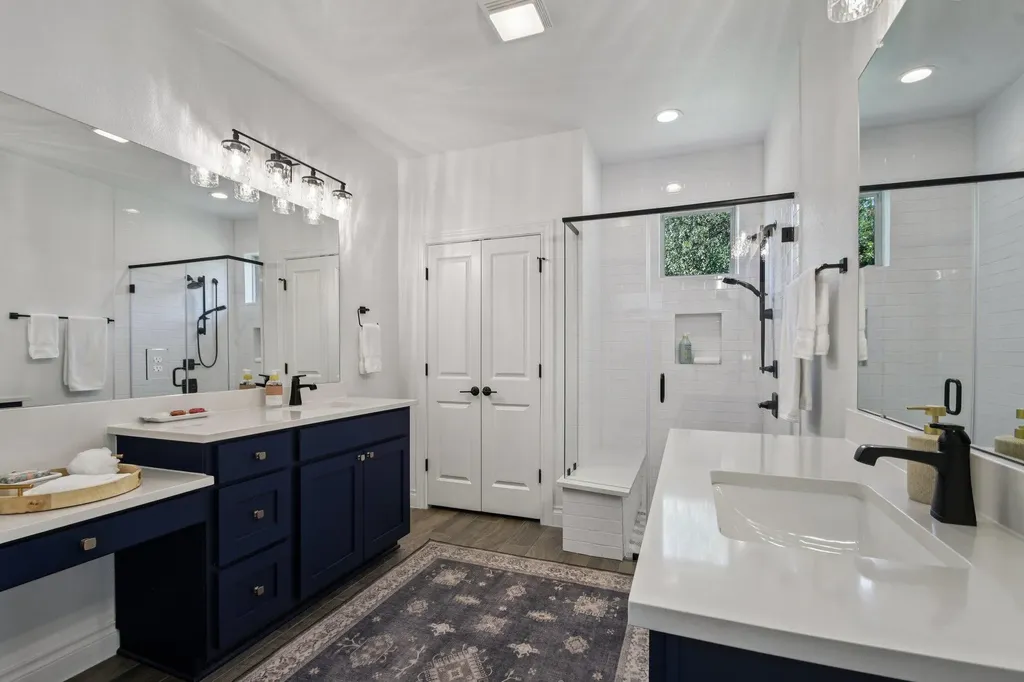 804 Indian Hawthorne Drive Georgetown TX 78628