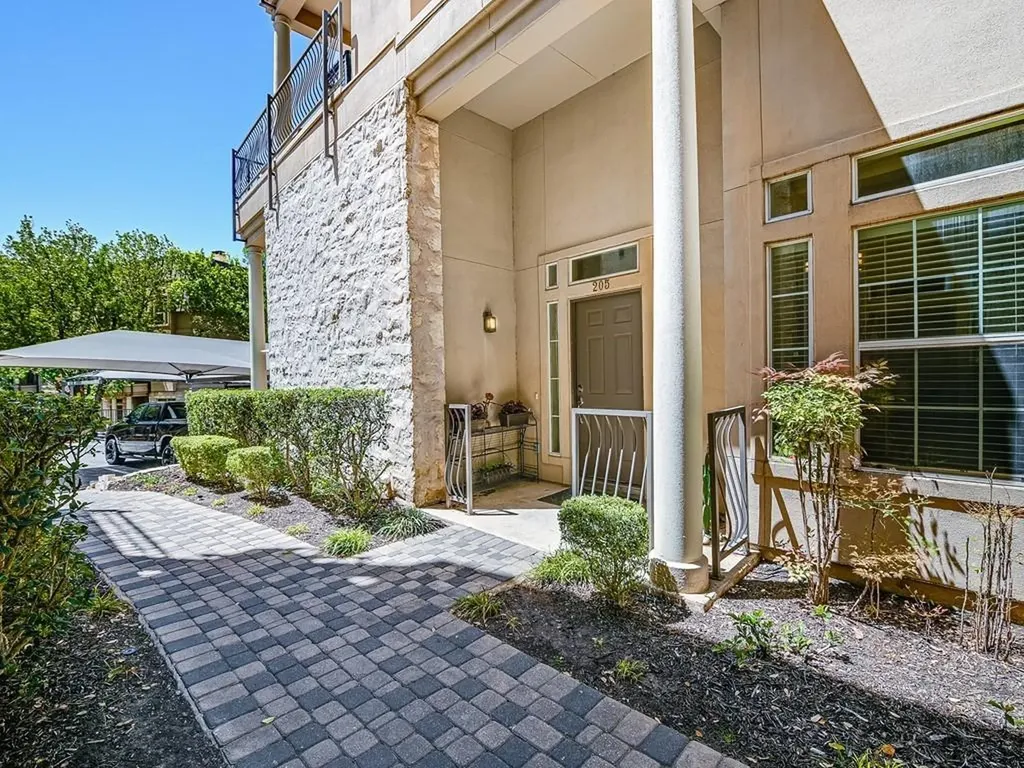 2918 Ranch Road 620 N Austin TX 78734