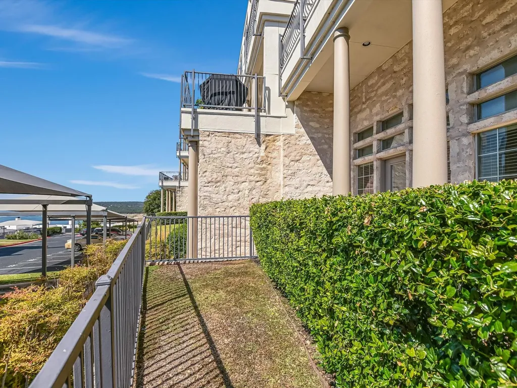 2918 Ranch Road 620 N Austin TX 78734
