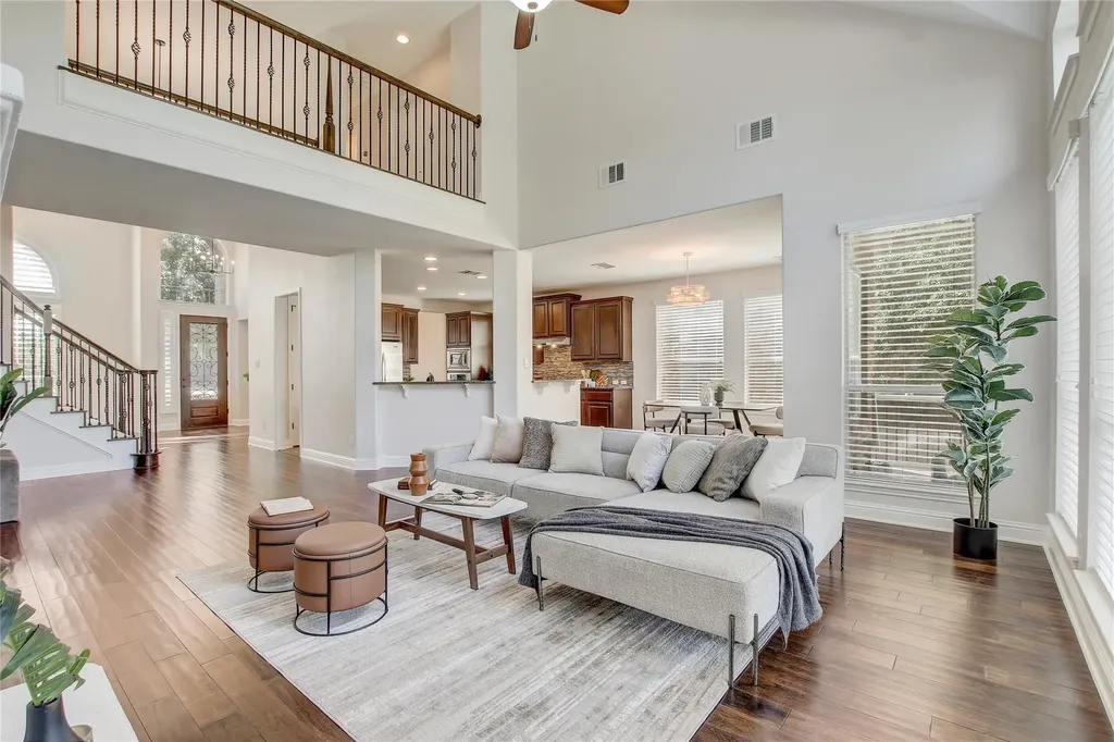 6613 Mitra Drive Austin TX 78739