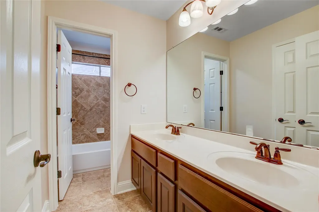 6613 Mitra Drive Austin TX 78739