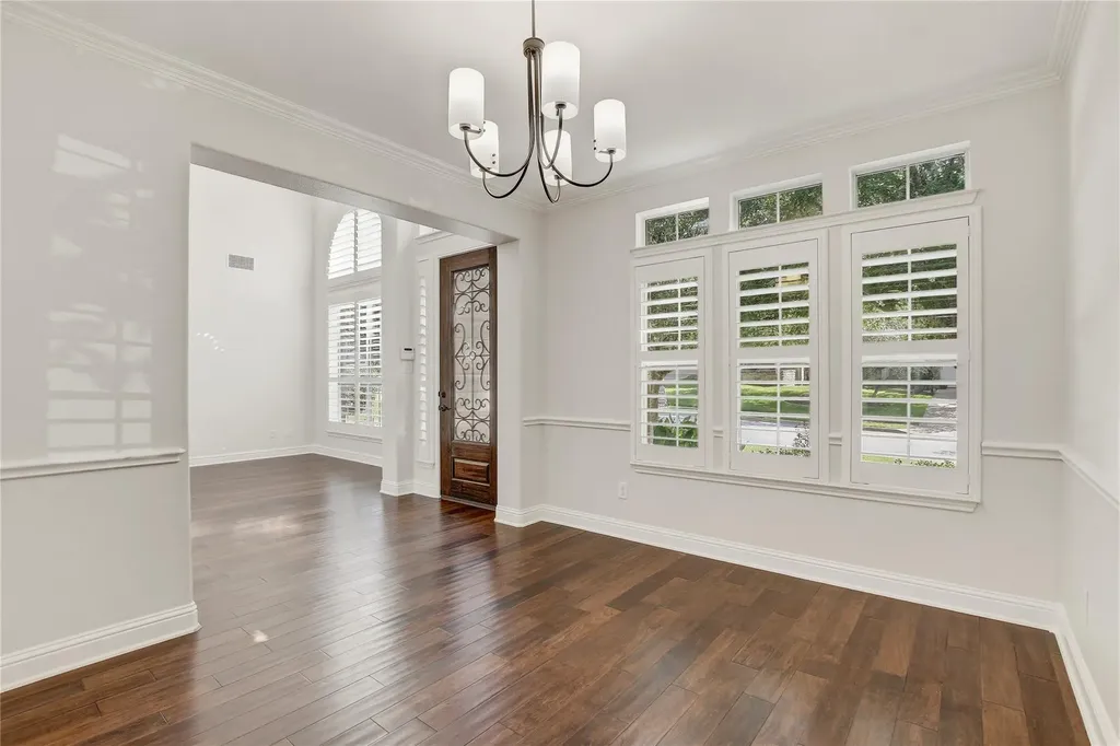 6613 Mitra Drive Austin TX 78739