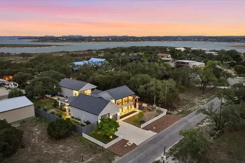 2551 Lakeshore Drive Canyon Lake TX 78133