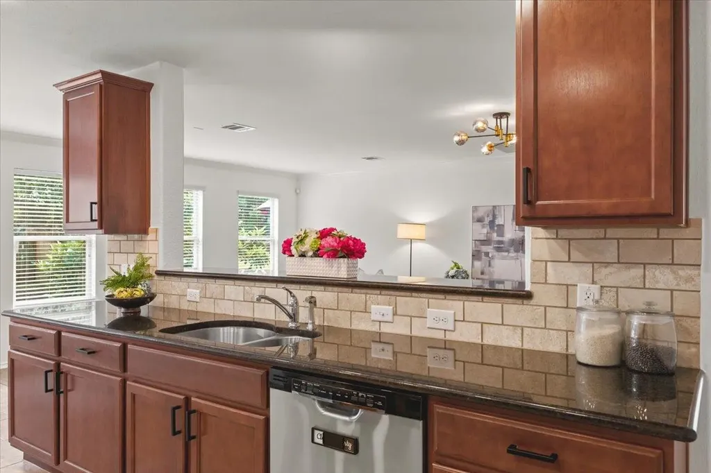 10209 Deer Chase Trail Austin TX 78747