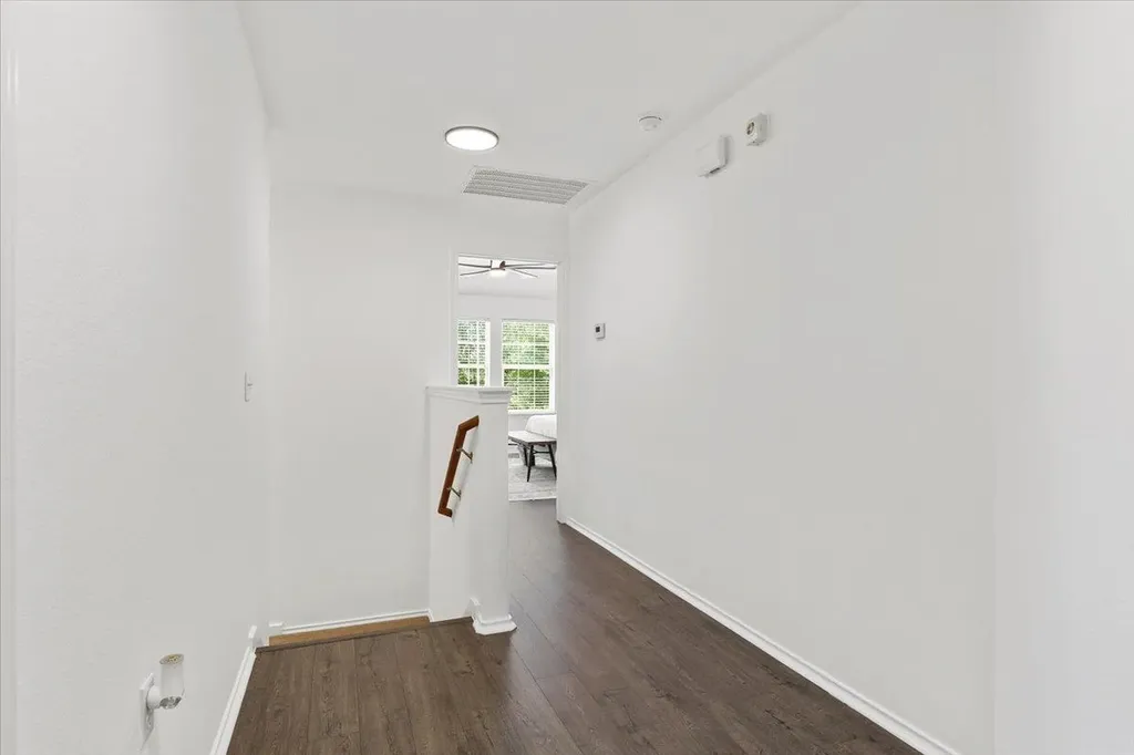10209 Deer Chase Trail Austin TX 78747