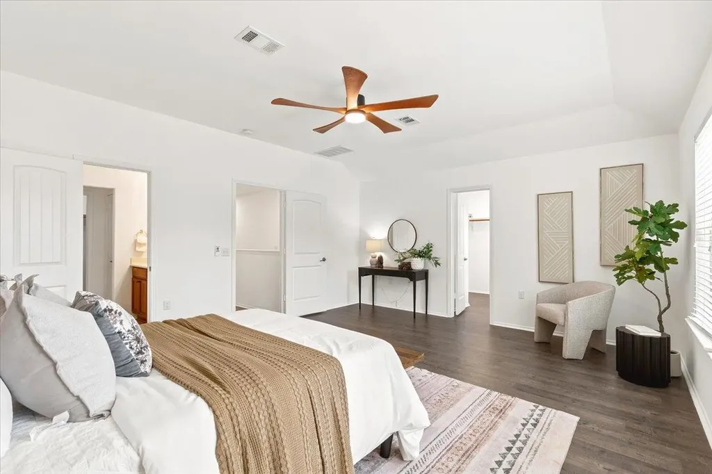 10209 Deer Chase Trail Austin TX 78747