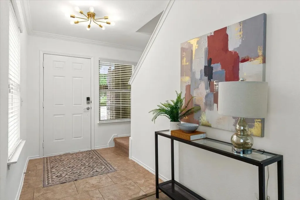 10209 Deer Chase Trail Austin TX 78747