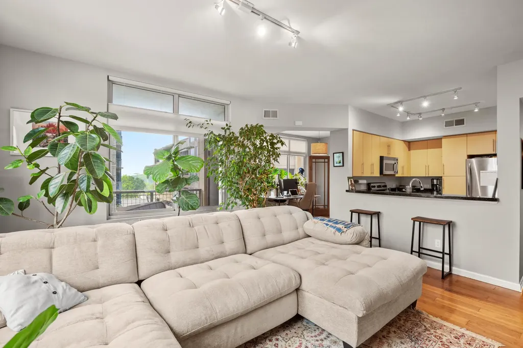 54 Rainey Street Austin TX 78701
