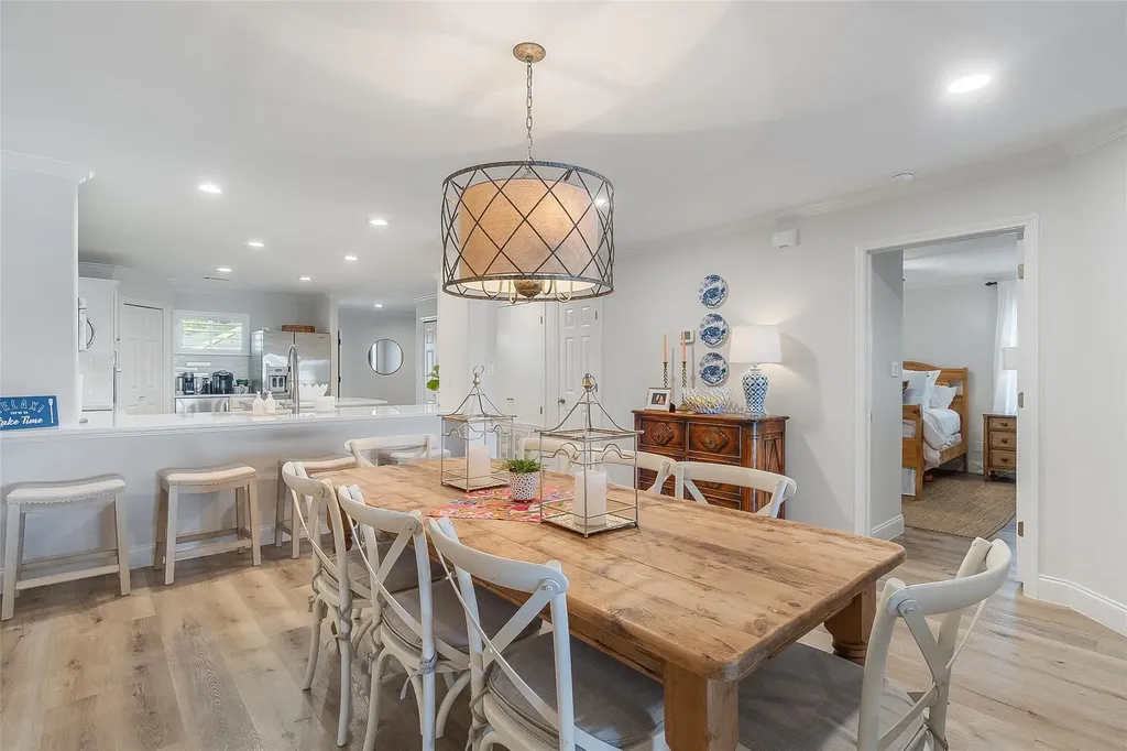 2509 Diagonal Horseshoe Bay TX 78657