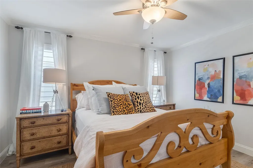 2509 Diagonal Horseshoe Bay TX 78657