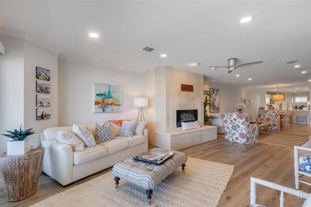 2509 Diagonal Horseshoe Bay TX 78657