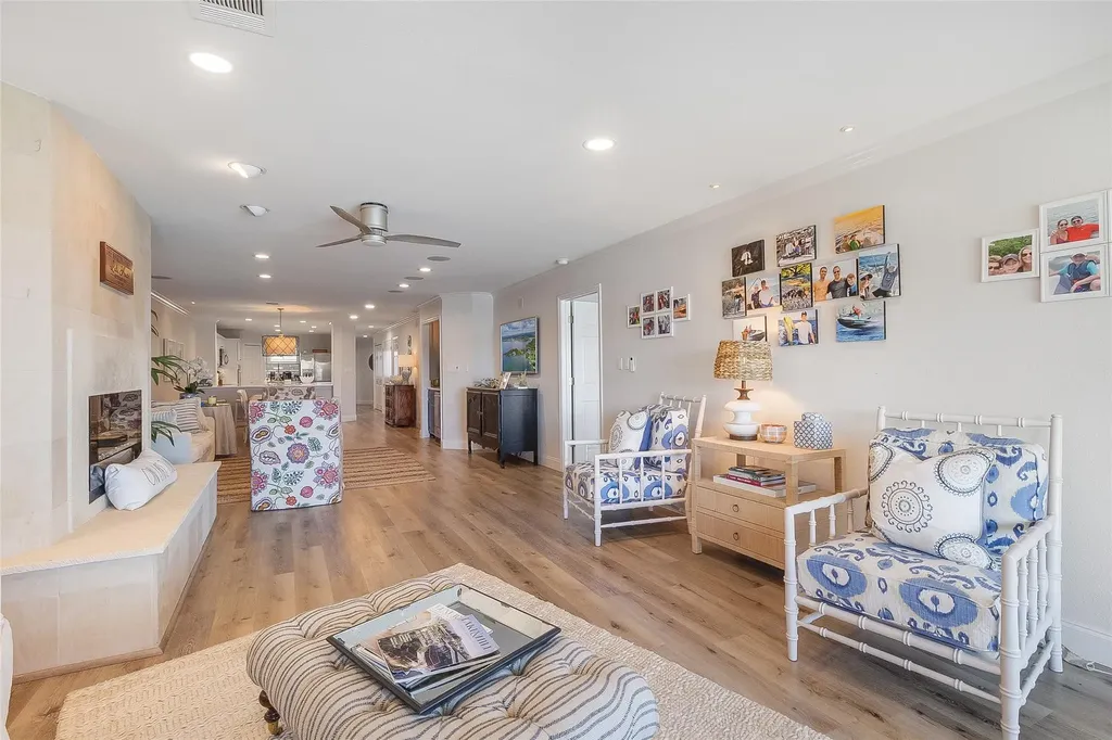 2509 Diagonal Horseshoe Bay TX 78657