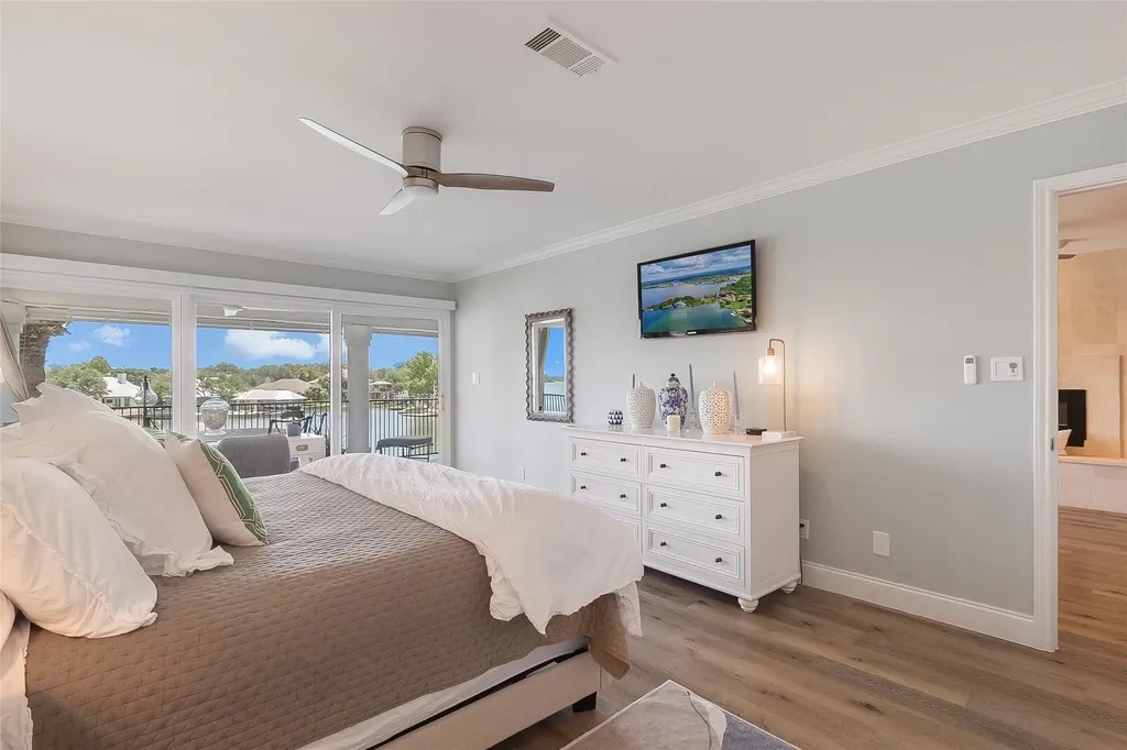 2509 Diagonal Horseshoe Bay TX 78657