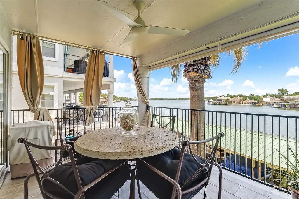 2509 Diagonal Horseshoe Bay TX 78657