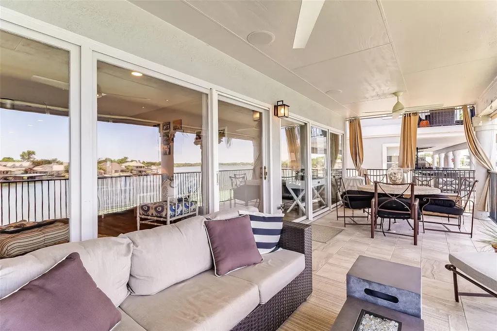2509 Diagonal Horseshoe Bay TX 78657