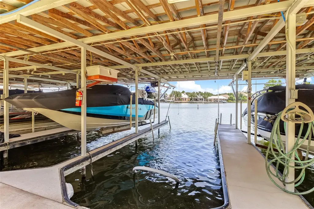 2509 Diagonal Horseshoe Bay TX 78657