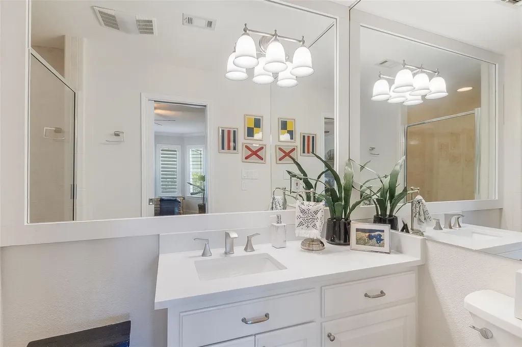 2509 Diagonal Horseshoe Bay TX 78657