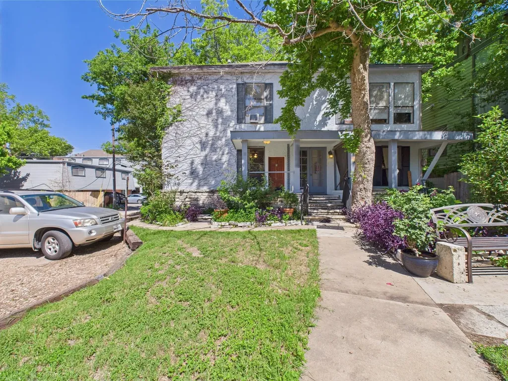 3006 Duval Street Austin TX 78705