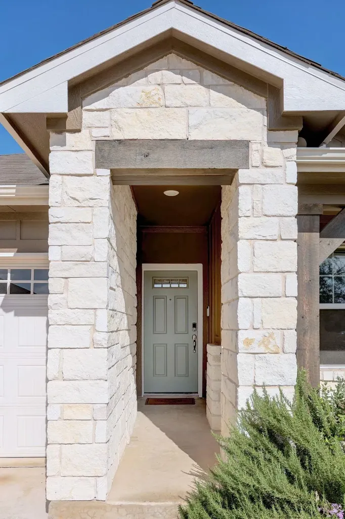 2856 Moyer Lane Round Rock TX 78665