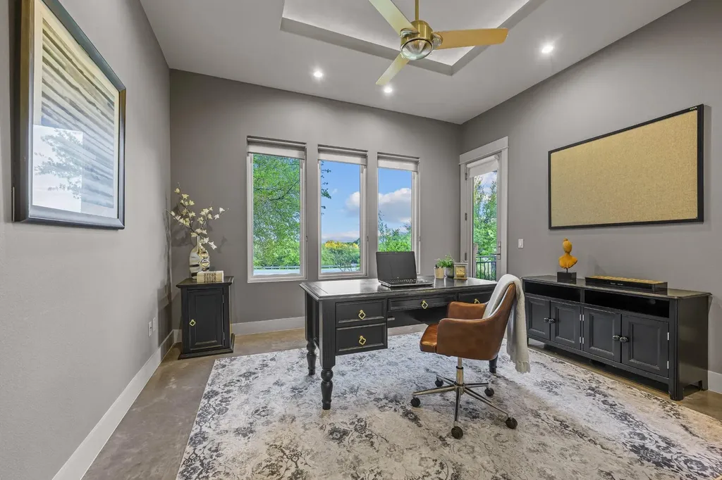 18301 Flagler Drive Austin TX 78738